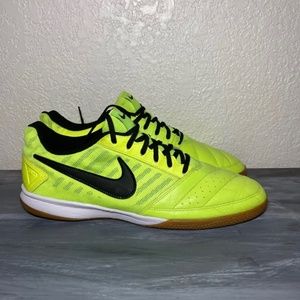 Nike indoor soccer shoes size 11.5 men